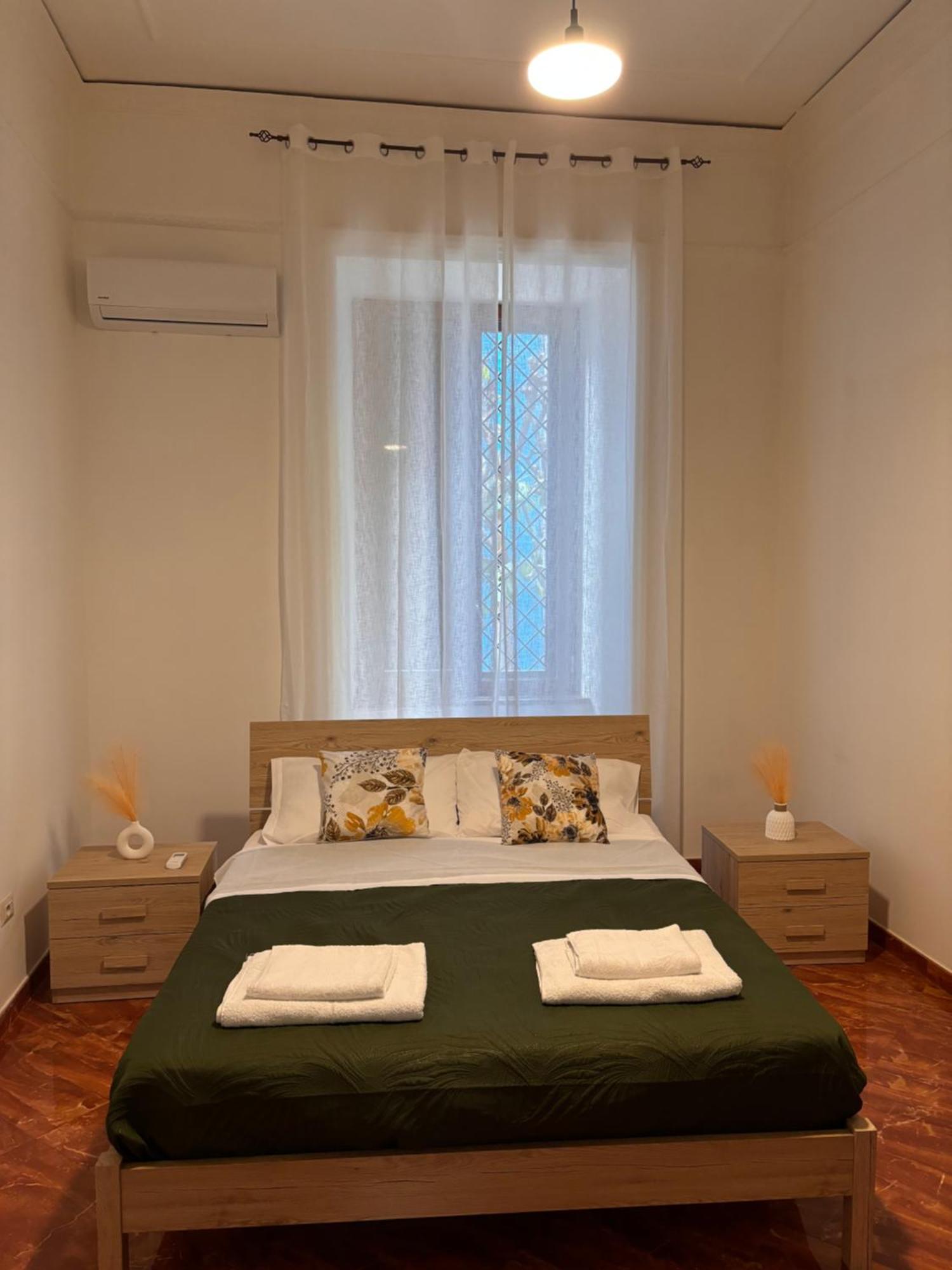 La Tela Di Elena Hotel เนเปิลส์ ภายนอก รูปภาพ